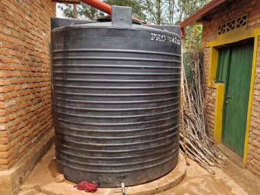 5000 litre water tank